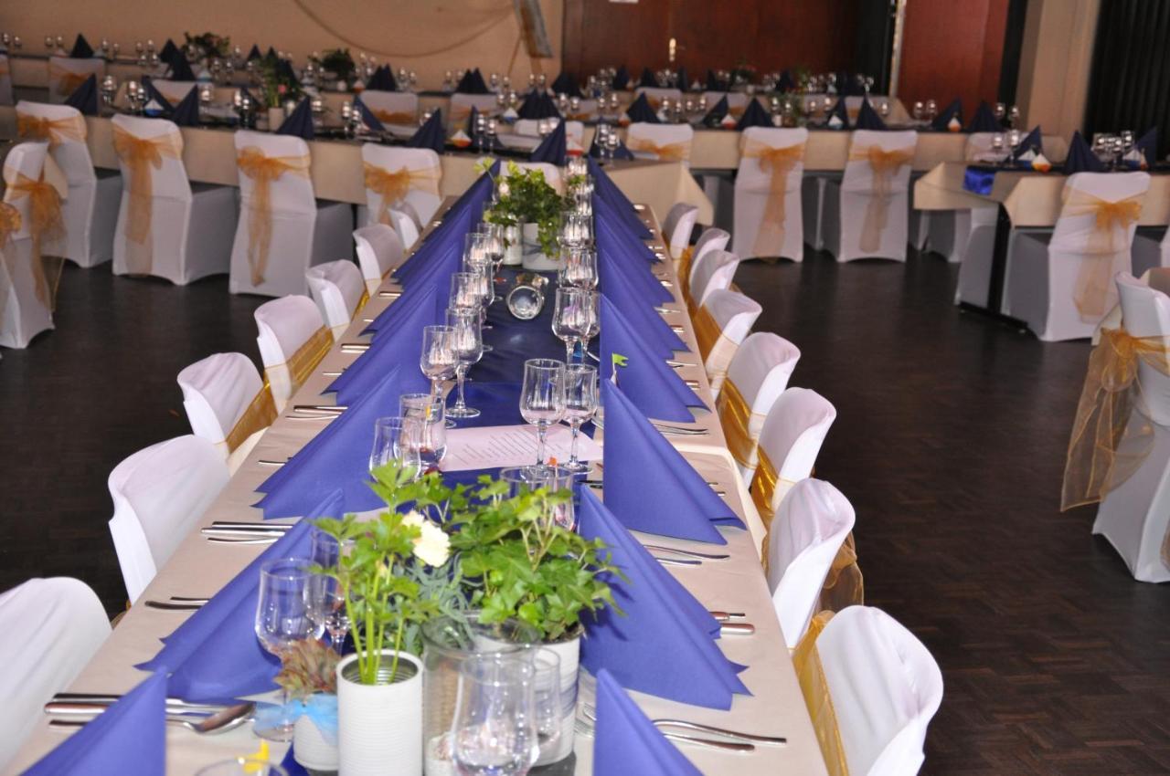 Hôtel de Ville Broc Extérieur photo